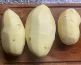 Foto del paso 1 de la receta: Tortilla de papa y cebolla 🧅 🥔