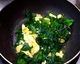 รูปขั้นตอนการทำที่ 5 ของ ใบเหลียงผัดไข่