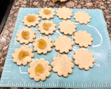 Foto del paso 5 de la receta: Pastelitos con manteca, vino Dulce y cabello de ángel “sin gluten”