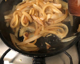 Foto del paso 2 de la receta: Empanadillas de queso de cabra y cebolla caramelizada