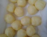 Foto del paso 3 de la receta Bolitas de patatas y queso rallado