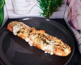 Une image de l'étape 5 de Pizzas 🍕 baguettes tomates 🍅 et crème fraîche saumon.