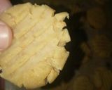 Foto langkah ke 5 dari resep Peanuts Cookies Teflon.