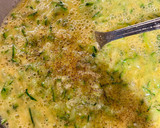 Foto del paso 6 de la receta: Tortilla de calabacín 🥚🥒