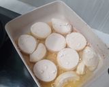 Foto langkah ke 1 dari resep Sop Tofu Enoki.