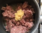 A picture of step 1 of Beef samosa.