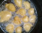 A picture of step 5 of Gulguly Donut.