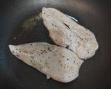 Foto del paso 2 de la receta: Pechuga de Pollo en Salsa Blanca