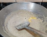 A picture of step 6 of SHAHI PANEER...(No tomato).