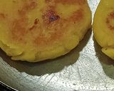 Foto del paso 4 de la receta: Arepas 🫓 de papa con queso 🧀✨
