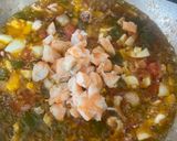 Foto del paso 3 de la receta: Calamares rellenos de verduras y langostinos