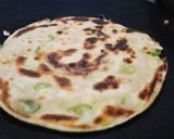 गार्लिक लच्छा पराठा (Garlic lachha paratha recipe in Hindi) रेसिपी चरण 7 फोटो