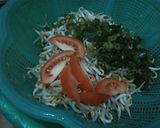 Foto langkah ke 1 dari resep Tauge Bakso.