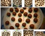 A picture of step 6 of Bengali Style: Narkel Nadu or Coconut Ladoo.