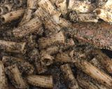 Foto del paso 2 de la receta: 282. Tortiglioni con salsa genovesa y anchoas (principal pasta)