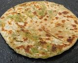A picture of step 7 of Seasonal Fresh Tuver & hara Lehsan Ka Paratha.