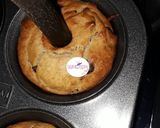 Foto langkah ke 11 dari resep Chocolate Filled Banana Muffins.