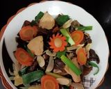 Foto langkah ke 8 dari resep Jamur Kuping Cah Ayam.