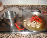 Foto del paso 2 de la receta: Paella de magro y rovellones