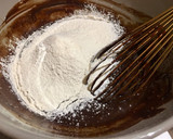 Foto del paso 3 de la receta: Brownie cheesecake con Kit-Kat