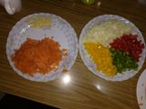 Pechugas rellenas de verduras con salsa de mostaza