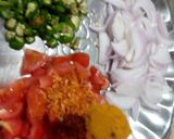 A picture of step 2 of Aalu ka paratha.