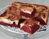 Foto langkah ke 10 dari resep Red velvet cream cheese brownies.