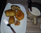 A picture of step 3 of Fried egg roll.