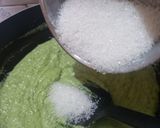 A picture of step 4 of Green Gram halwa.