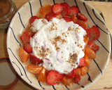 Foto del paso 2 de la receta: Fresas y mandarinas frescas con cereales de chocolate