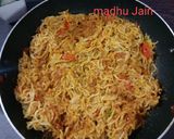 चटपटे टोमेटो मैगी मसाला(chatpate tomato maggi masala recipe in hindi) रेसिपी चरण 4 फोटो
