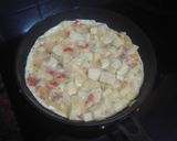 Foto del paso 4 de la receta: Tortilla de papas con cebolla, chorizo y perejil