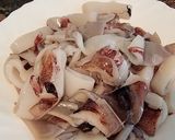 Foto del paso 2 de la receta: Fideos perla con calamares y mejillones