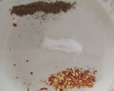 A picture of step 3 of Chicken macaroni with capsicum.