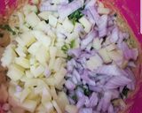 A picture of step 3 of Aloo ke pakoray.