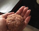 Sajttal töltött, baconnel körbetekert fasírt recept fázis 4 fotója