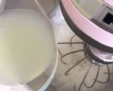 Foto langkah ke 9 dari resep Blueberry Cheese Chiffon Cake.