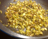 Foto del paso 3 de la receta: Tortilla de habas tiernas
