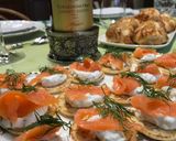 Foto del passaggio 6 della ricetta Blinis al salmone