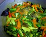 Foto langkah ke 9 dari resep Ikan Mas bumbu Acar.