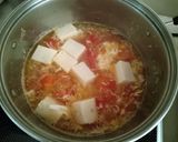 Hình bước làm 3 của món Canh đậu hủ cá - cà chua trứng