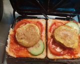 A picture of step 2 of Shami kabab toast sandwich.