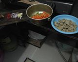Foto langkah ke 2 dari resep oseng wortel buncis bakso sapi.