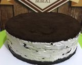 Foto langkah ke 7 dari resep Oreo Cheesecake.