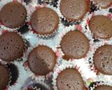 Foto langkah ke 3 dari resep Brownies fudgy mini cup tanpa chocolate batang.