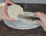 Foto del paso 2 de la receta: Mini Pizzas con base de tortitas de arroz