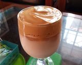 Foto langkah ke 4 dari resep Dalgona Coffee.