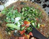 Foto langkah ke 5 dari resep Tongkol Suwir Kemangi Cabe Ijo.