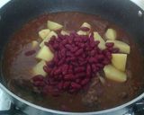 A picture of step 4 of Beef Stew with Red Beans and Potatoes.