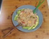 Foto del paso 7 de la receta Fideos de arroz con verduras pollo y gambas 🫑🥑🍗🦐